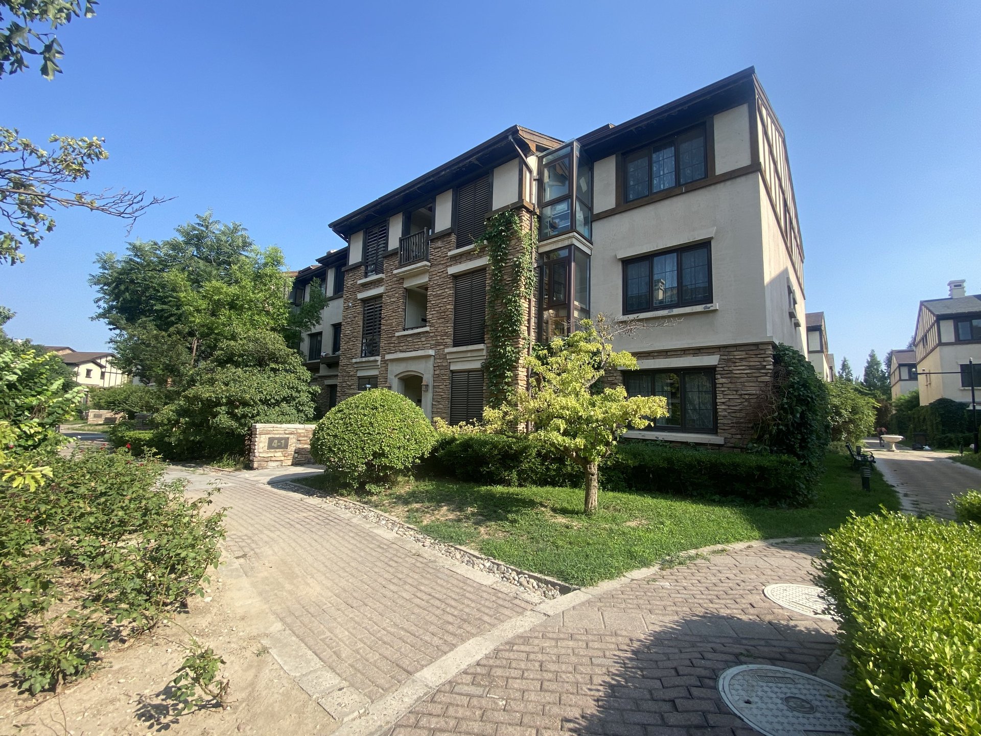 CBD国际高尔夫别墅 - Beijing property leasing for expats