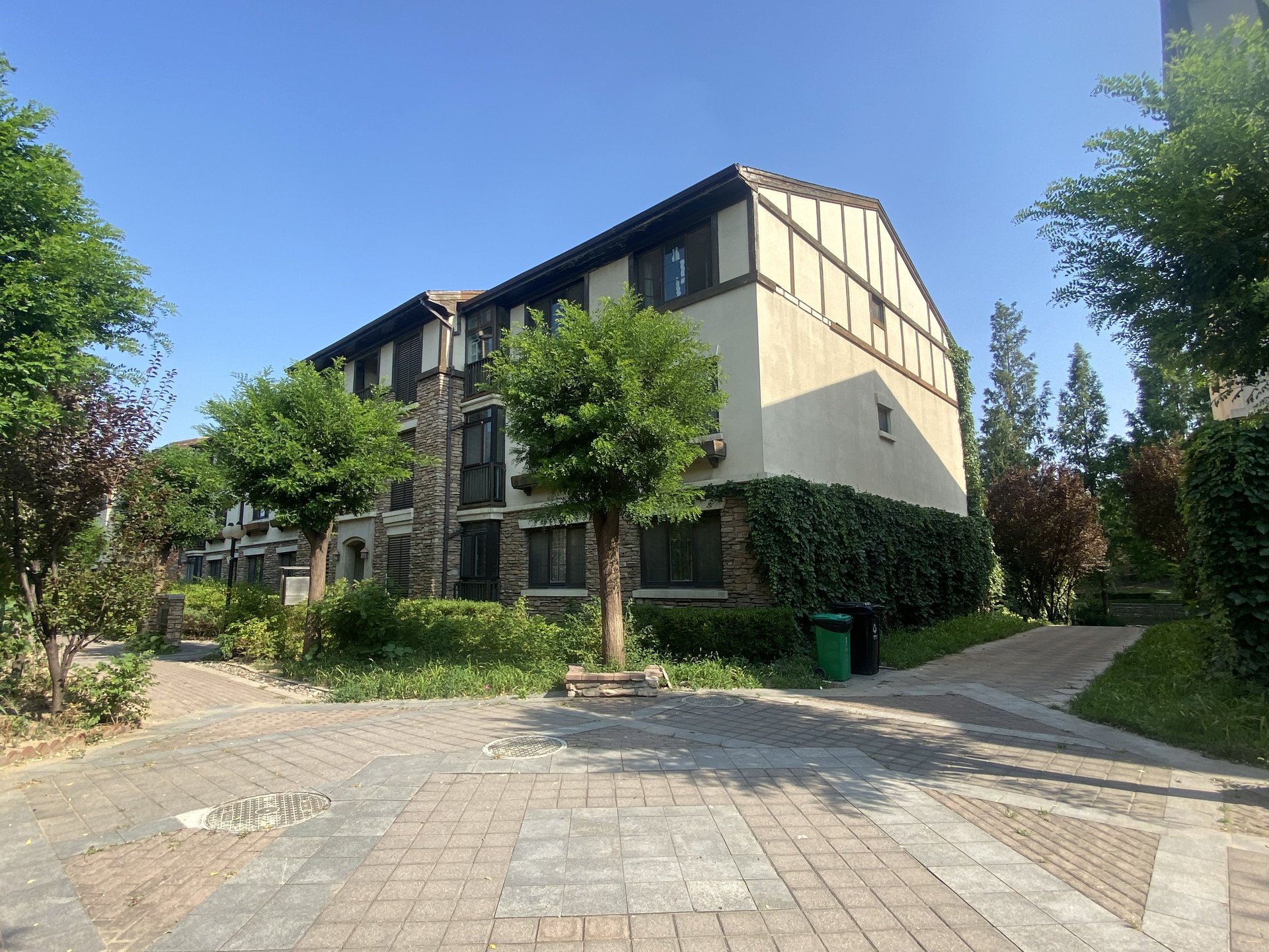 CBD国际高尔夫别墅 - Beijing property leasing for expats