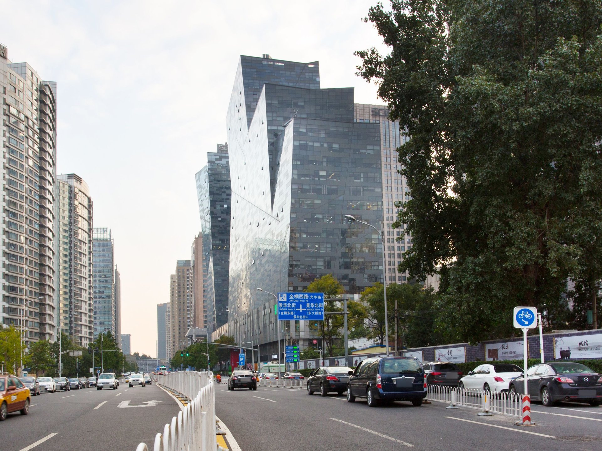 SOHO Shangdu - beijing expat housing photo 11