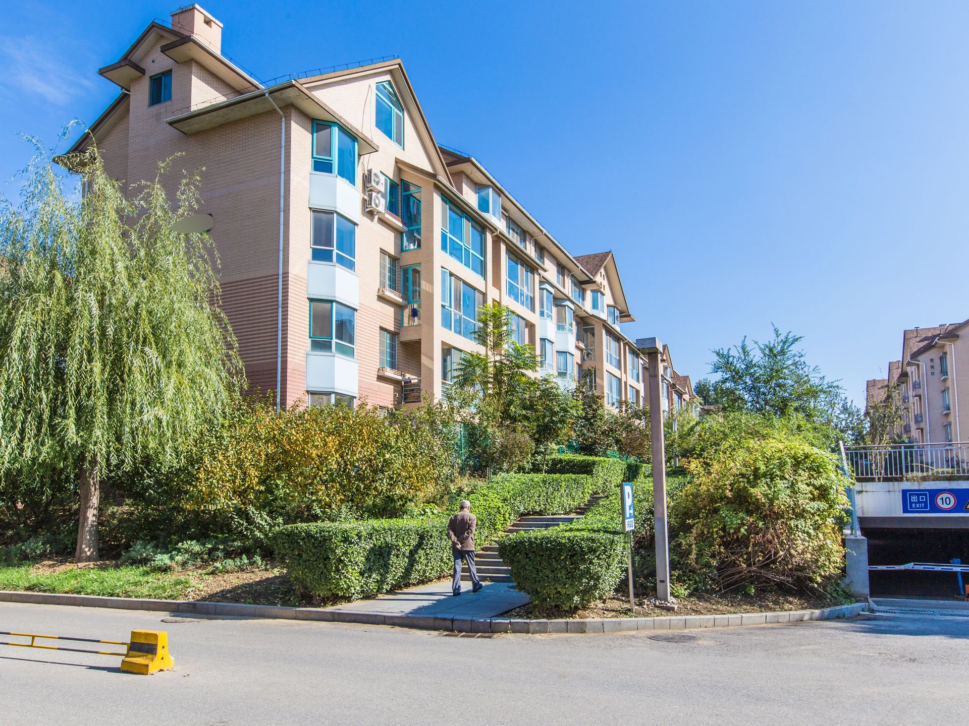 奥林匹克花园一期 - Beijing property leasing for expats