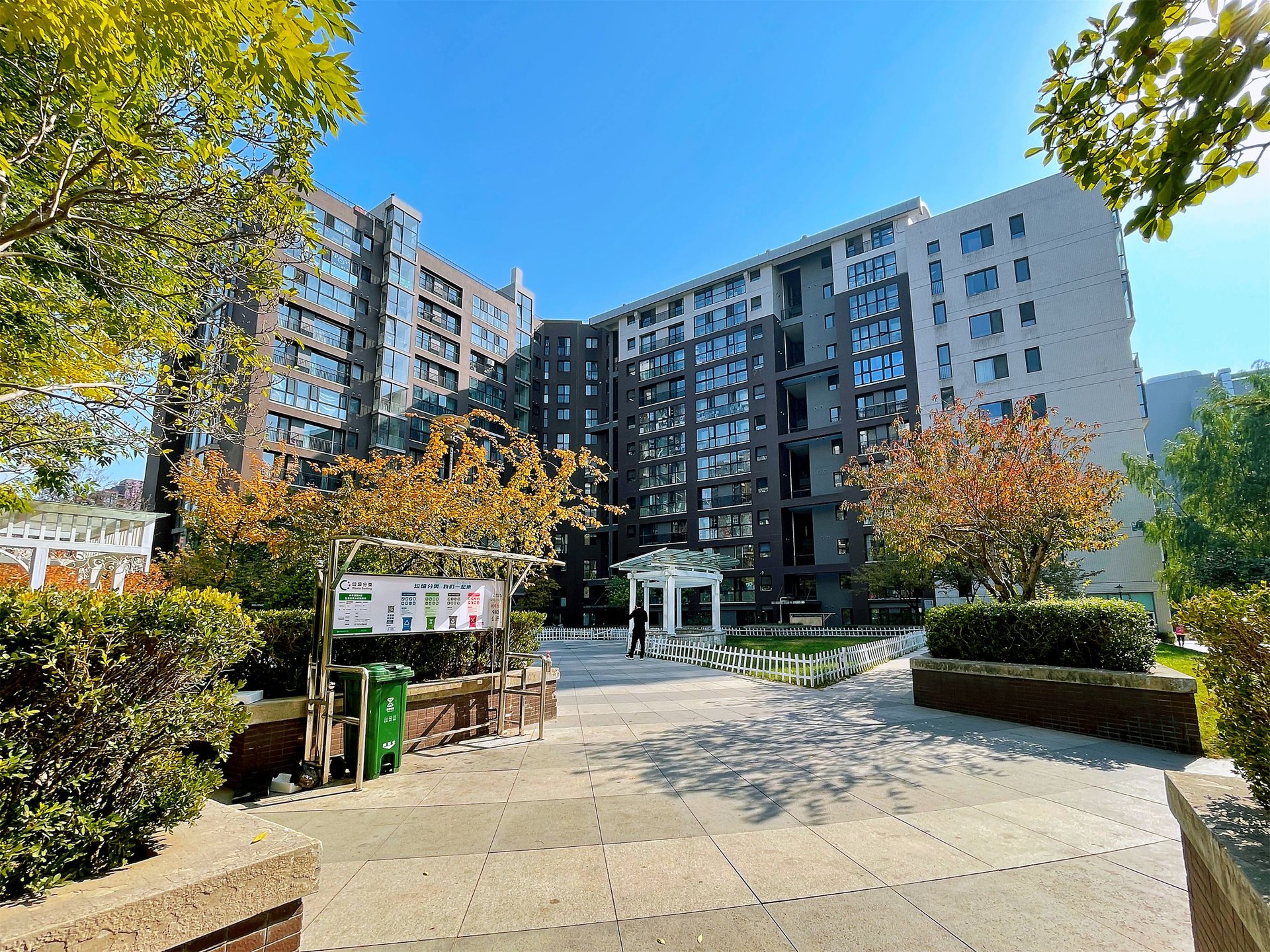 本家润园一期 - Beijing property leasing for expats