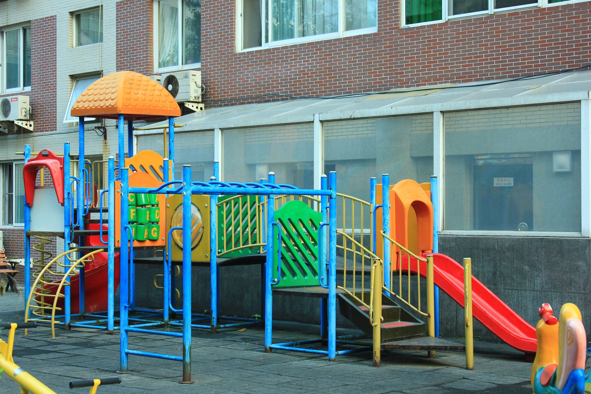 芳草地西街 - Beijing property leasing for expats