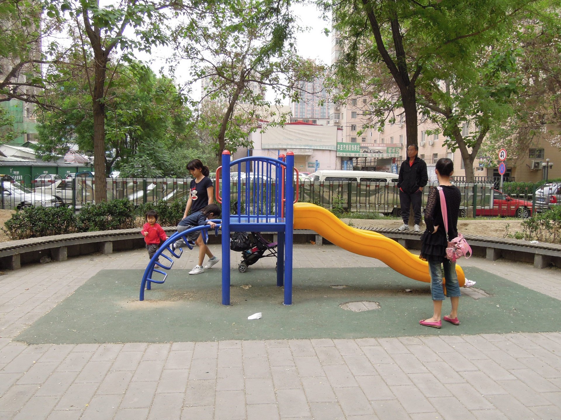 芳群园一区 - Beijing property leasing for expats