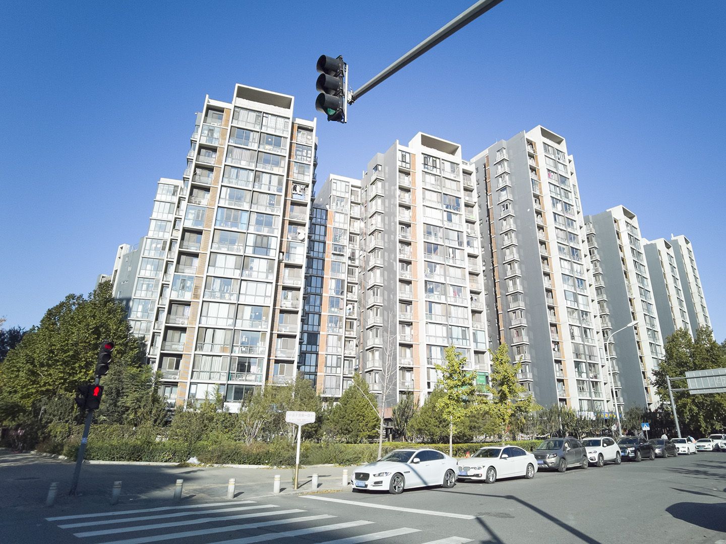 后现代城B区 - Beijing property leasing for expats