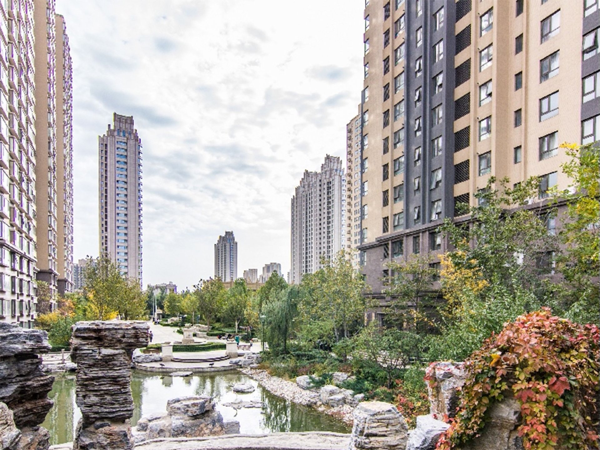 华贸城 - Beijing property leasing for expats