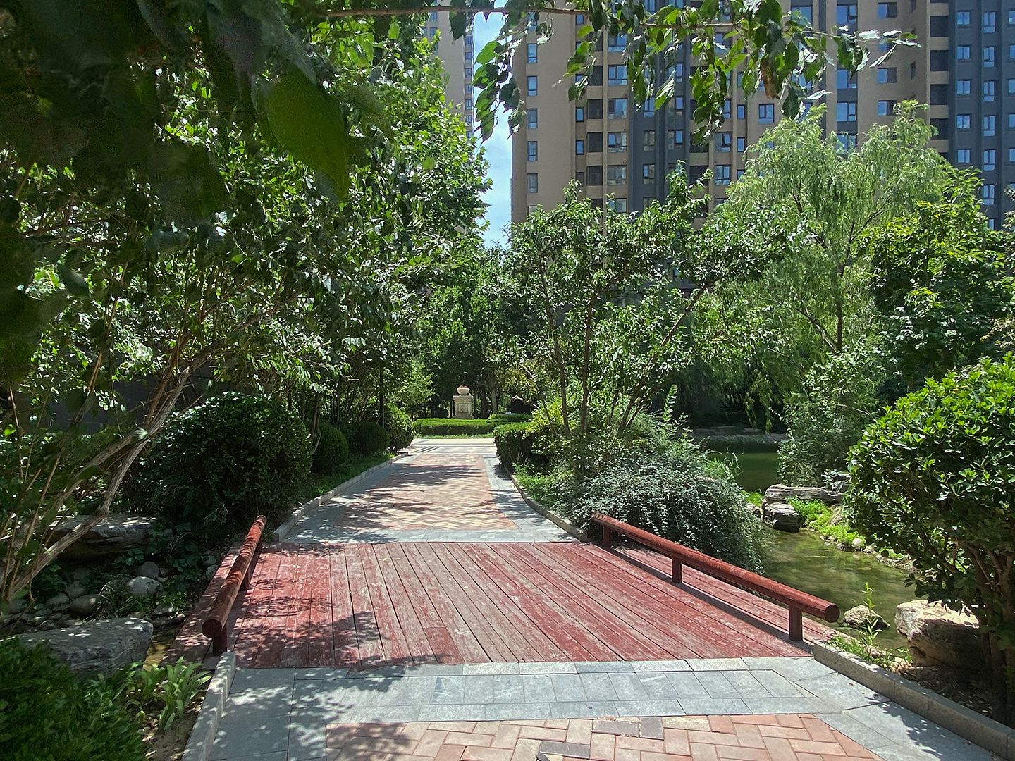 华贸城 - Beijing property leasing for expats