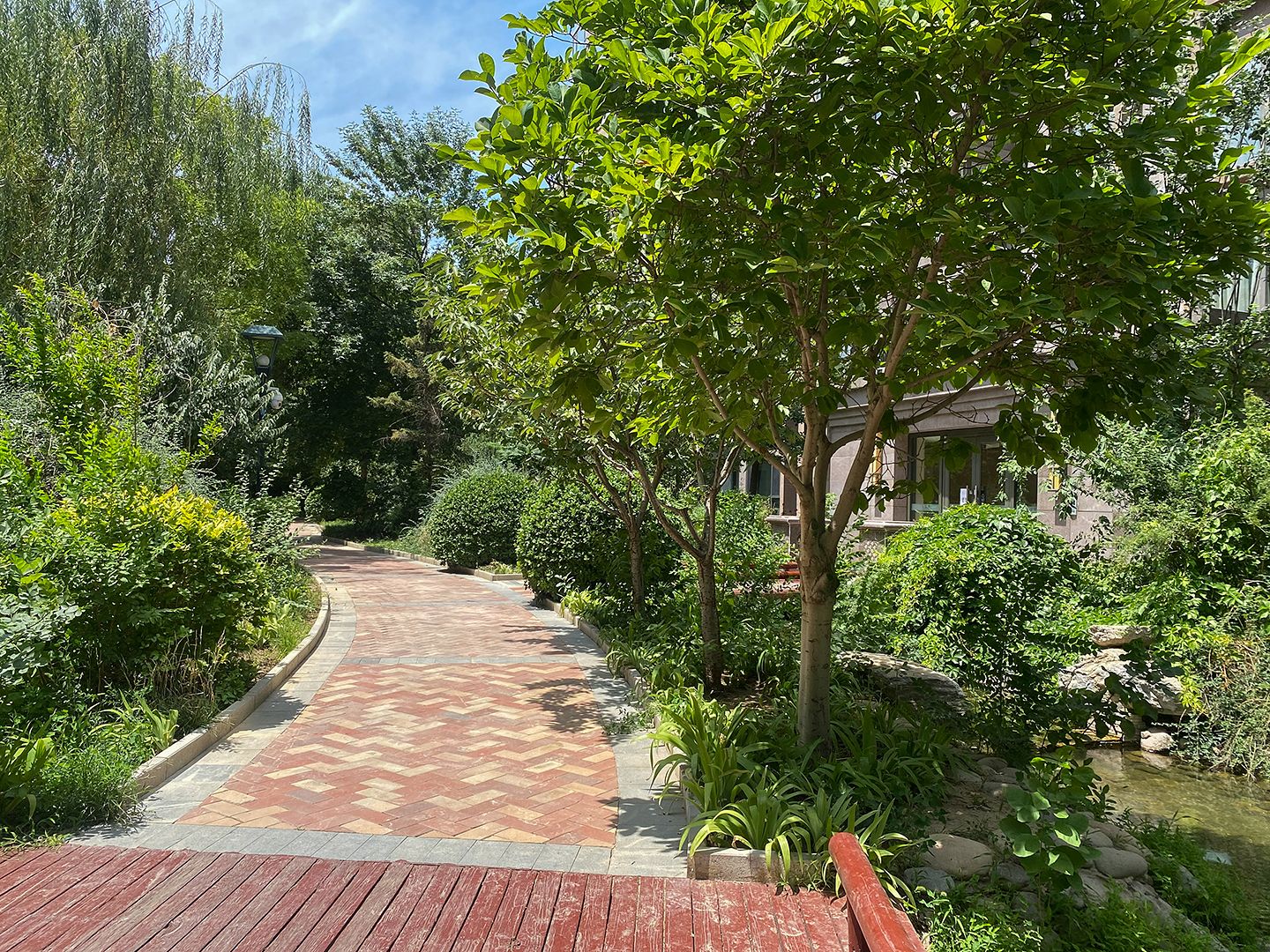 华贸城 - Beijing property leasing for expats