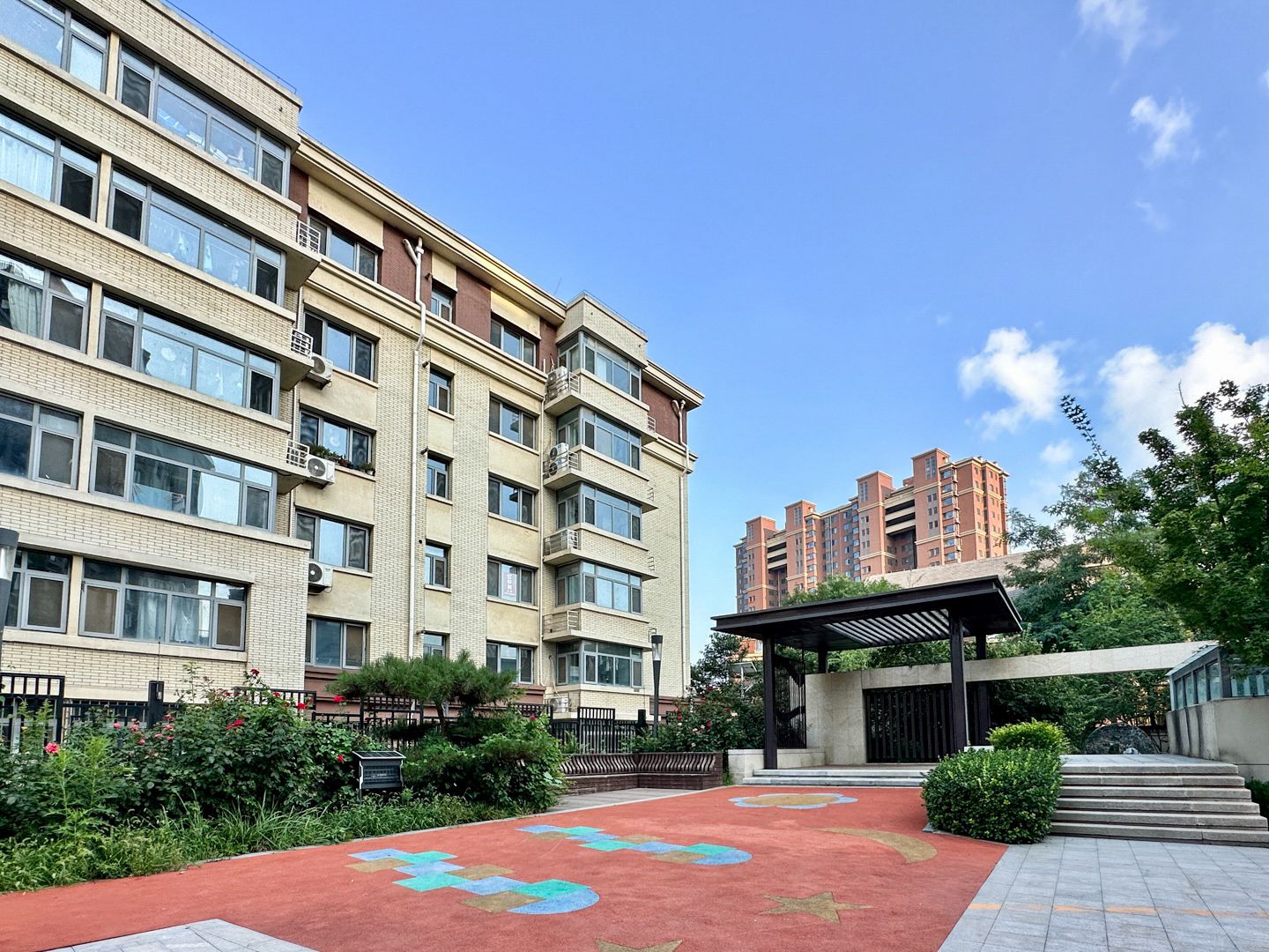 华业玫瑰东筑 - Beijing property leasing for expats