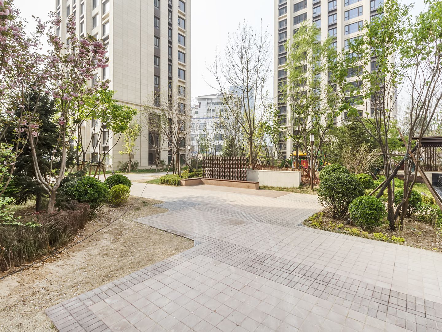 华远裘马四季 - Beijing property leasing for expats