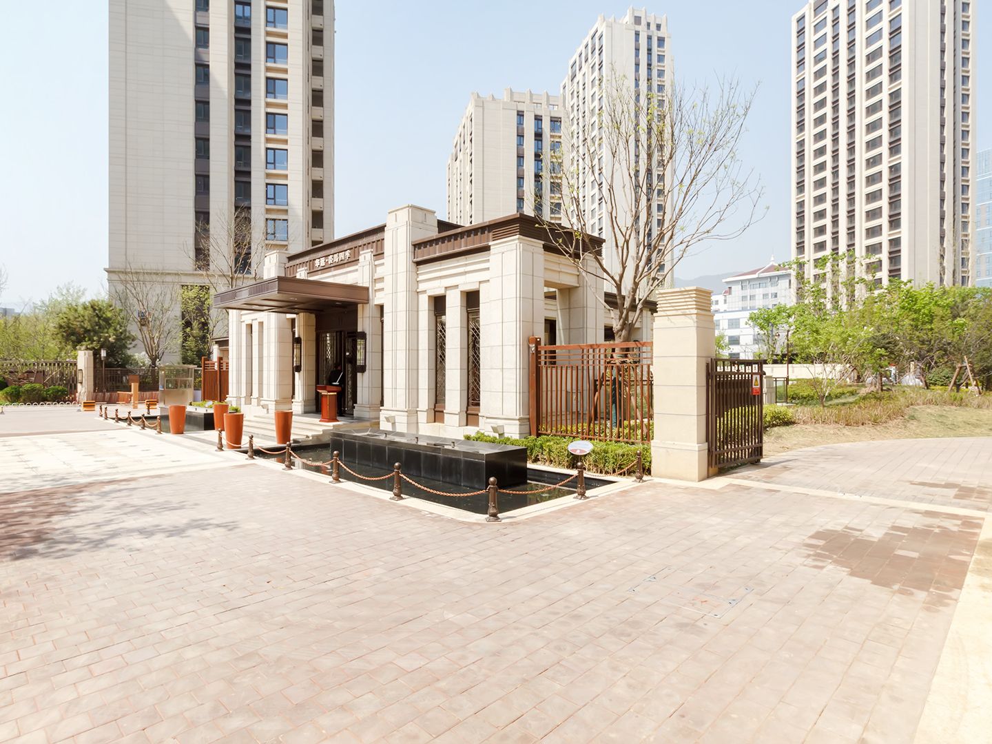 华远裘马四季 - Beijing property leasing for expats