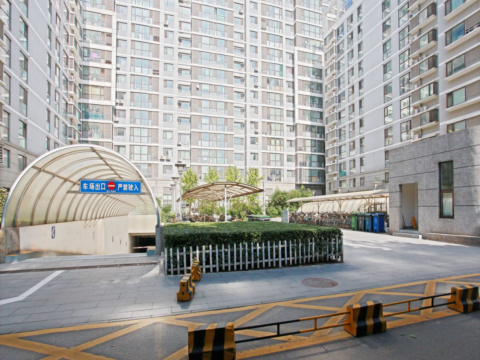 建设部大院 - Beijing property leasing for expats