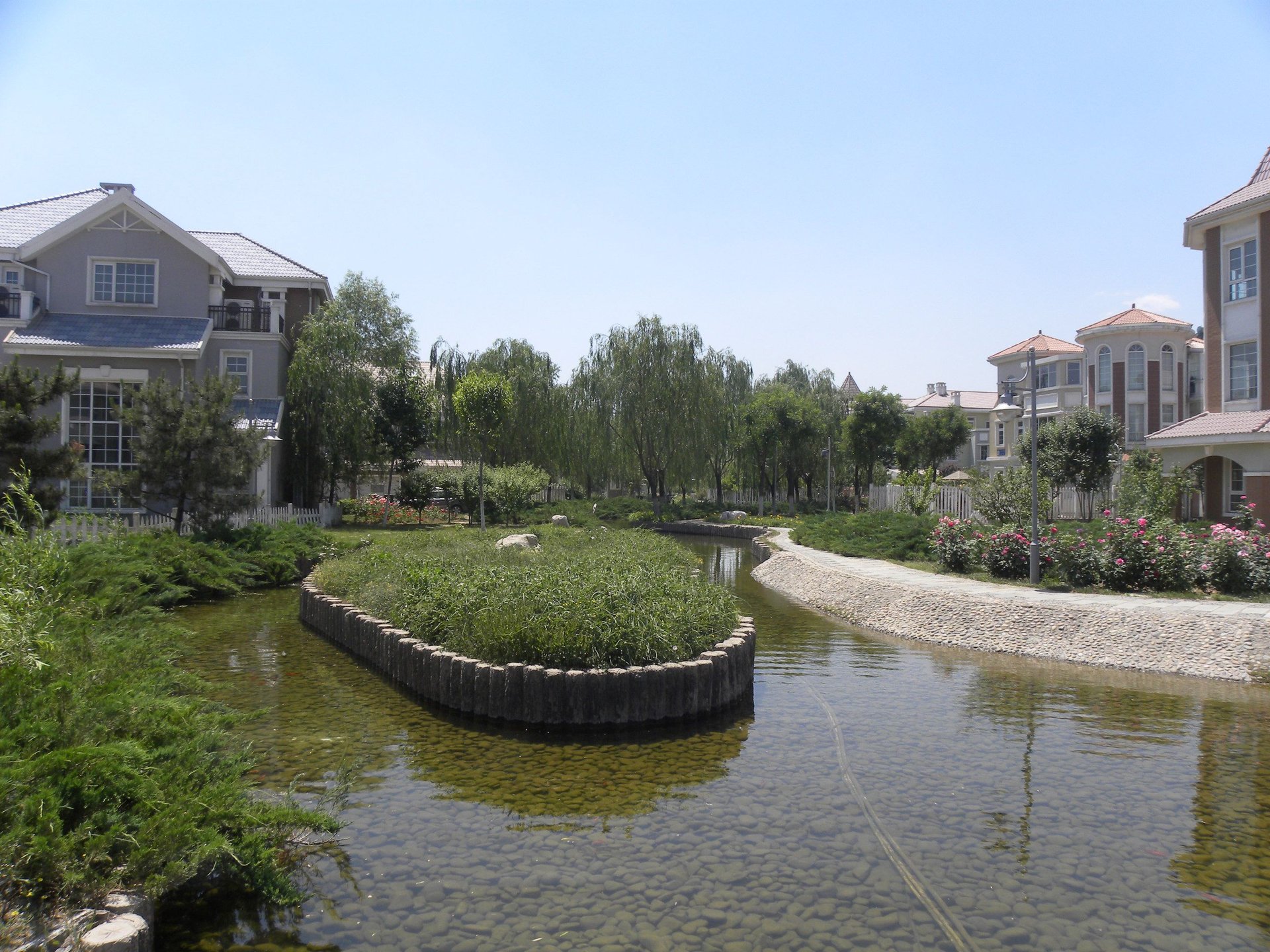 加州水郡一期 - Beijing property leasing for expats