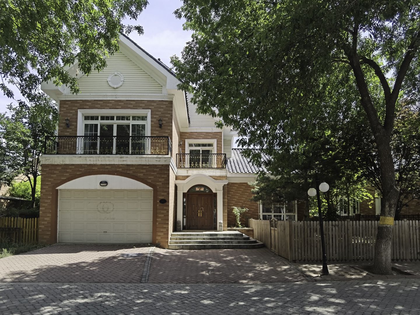 莱蒙湖别墅 - Beijing property leasing for expats