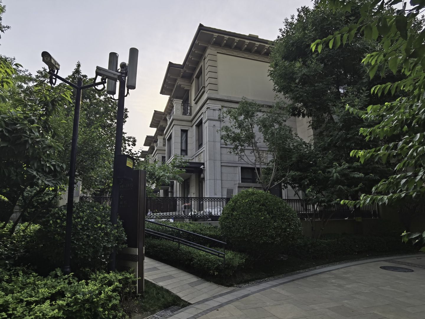 龙湖双珑原著 - Beijing property leasing for expats