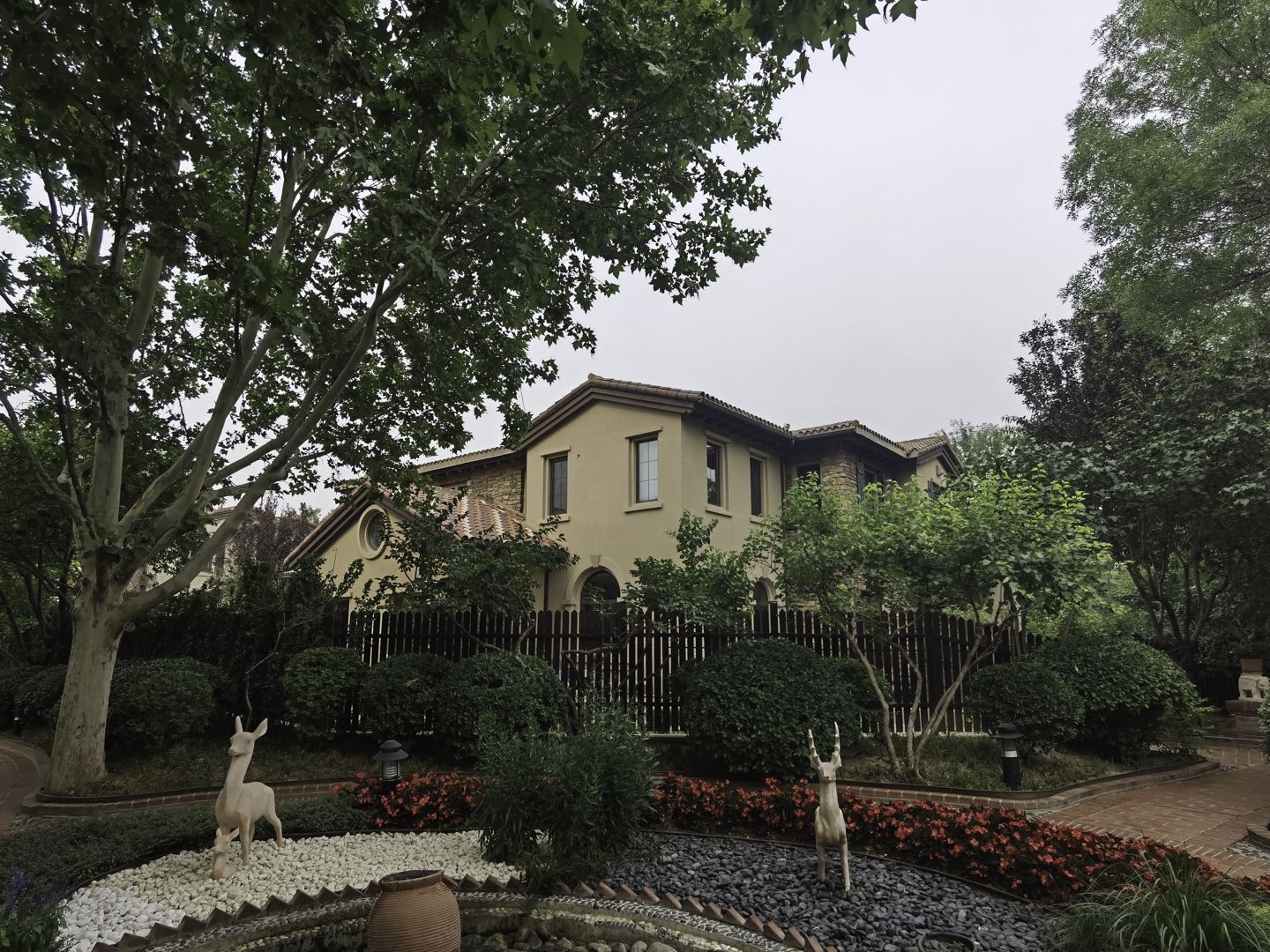 Longhu Yanlan Mountain - beijing expat housing photo 10