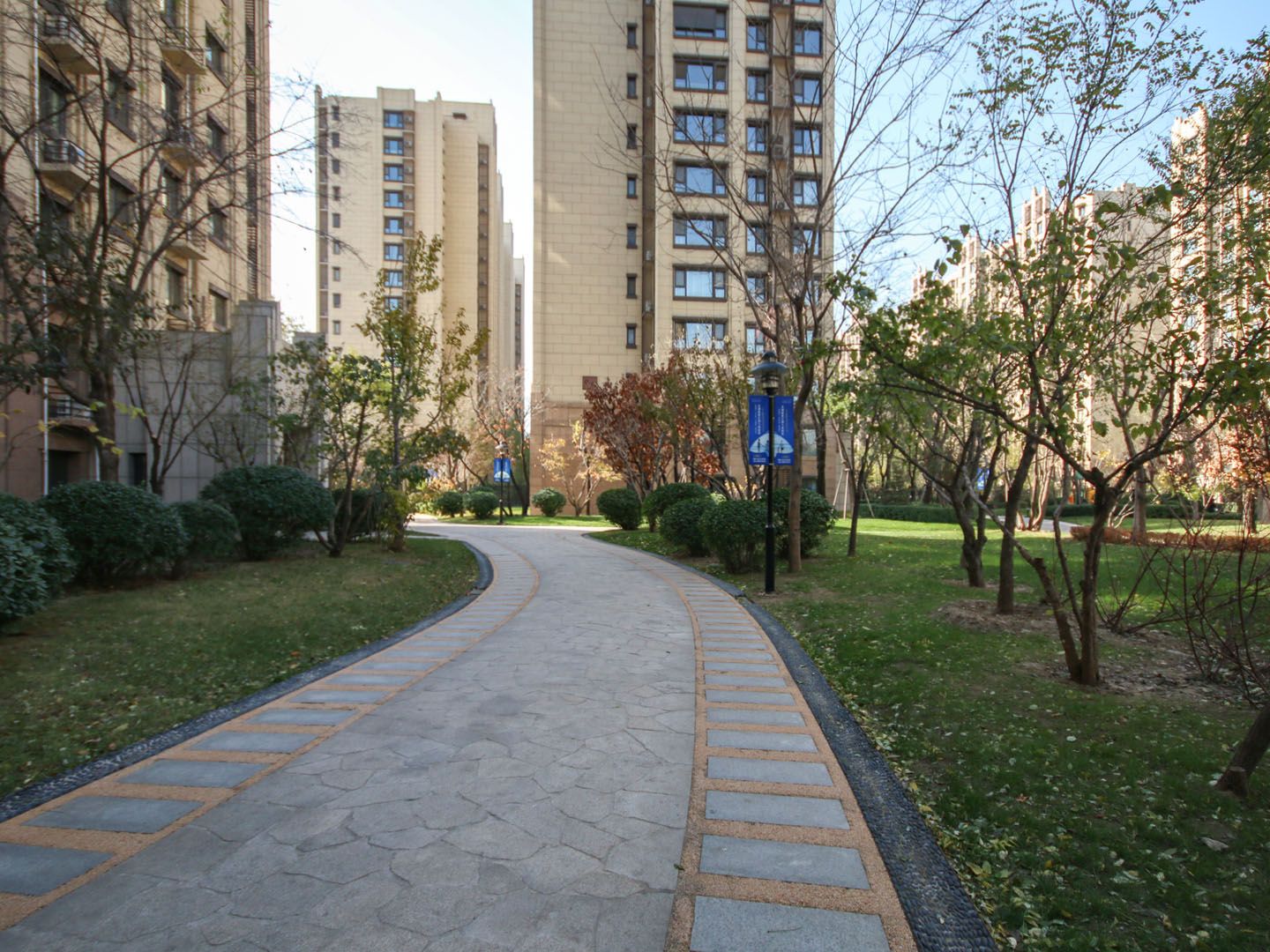 龙湖滟澜新宸西区 - Beijing property leasing for expats