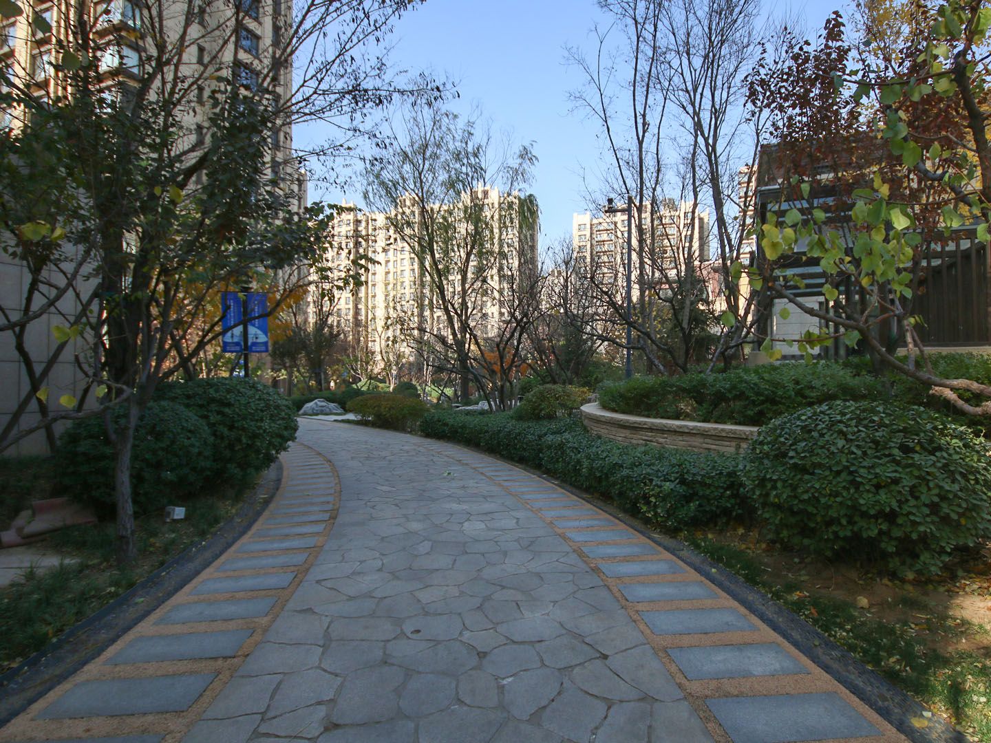 龙湖滟澜新宸西区 - Beijing property leasing for expats