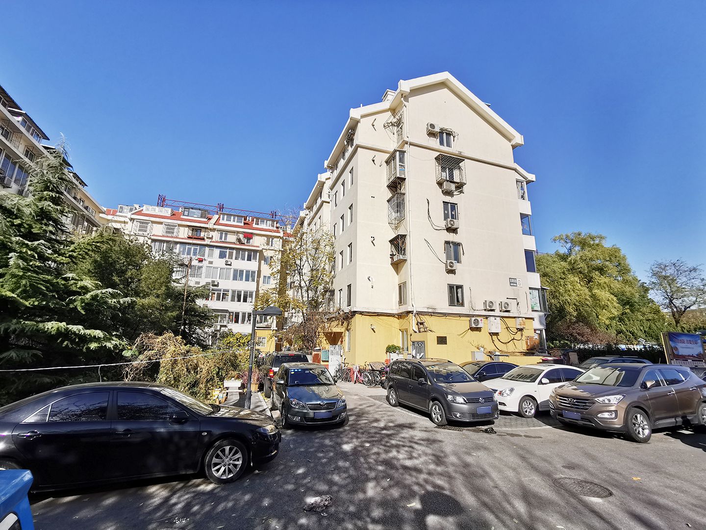 龙潭西里 - Beijing property leasing for expats