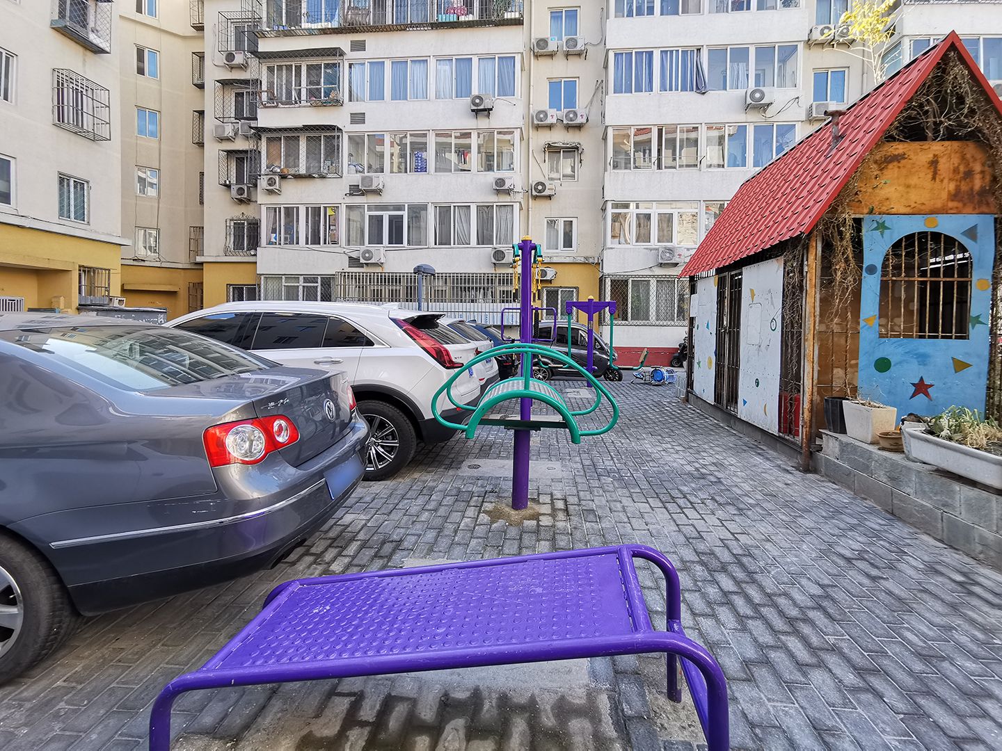 龙潭西里 - Beijing property leasing for expats