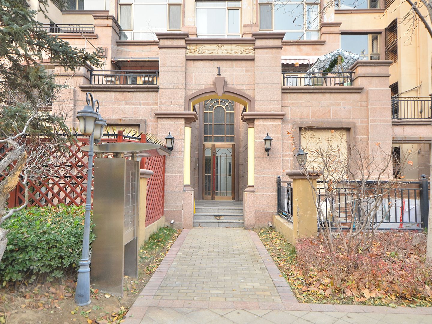 鲁能7号院颐景润园 - Beijing property leasing for expats