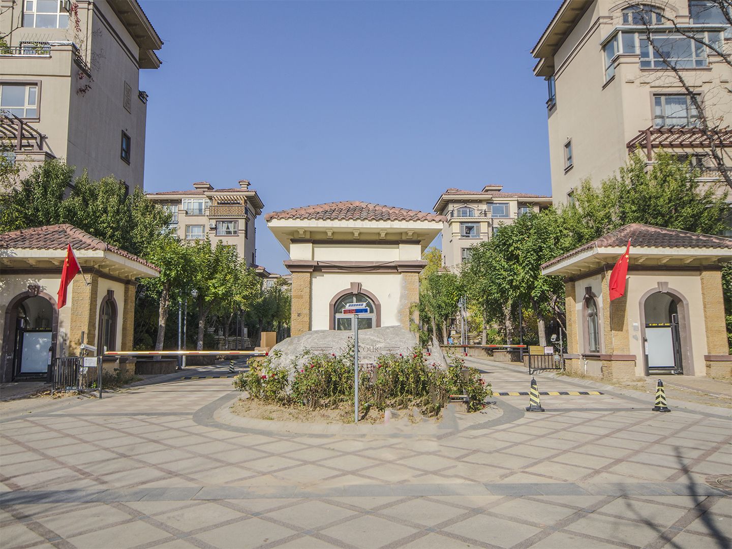 鲁能7号院颐景润园 - Beijing property leasing for expats