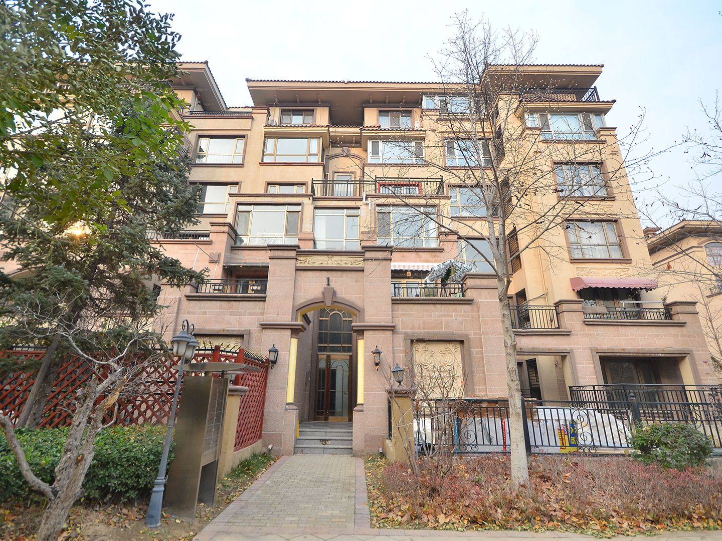 鲁能7号院颐景润园 - Beijing property leasing for expats