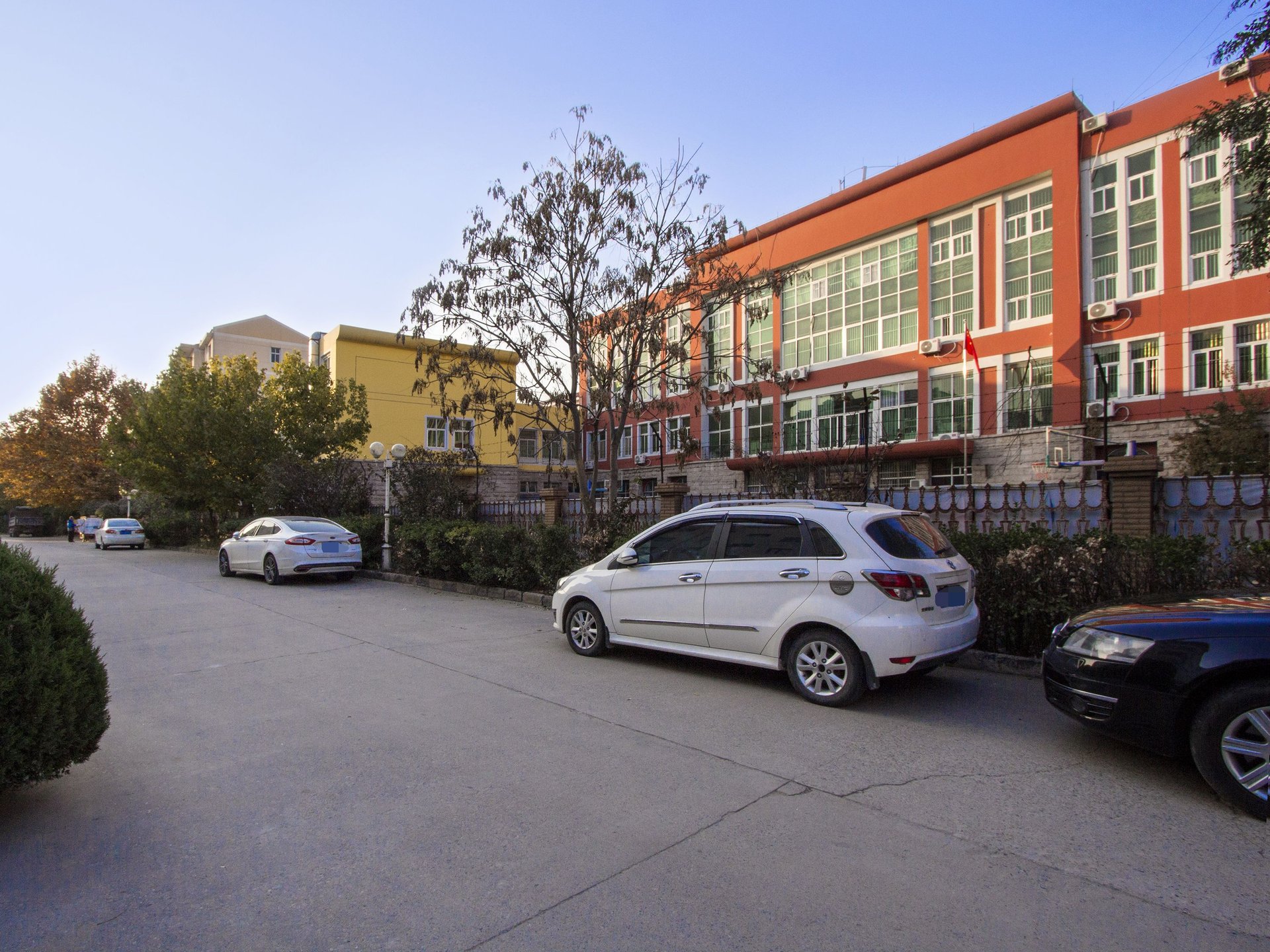 蓬莱公寓东区 - Beijing property leasing for expats