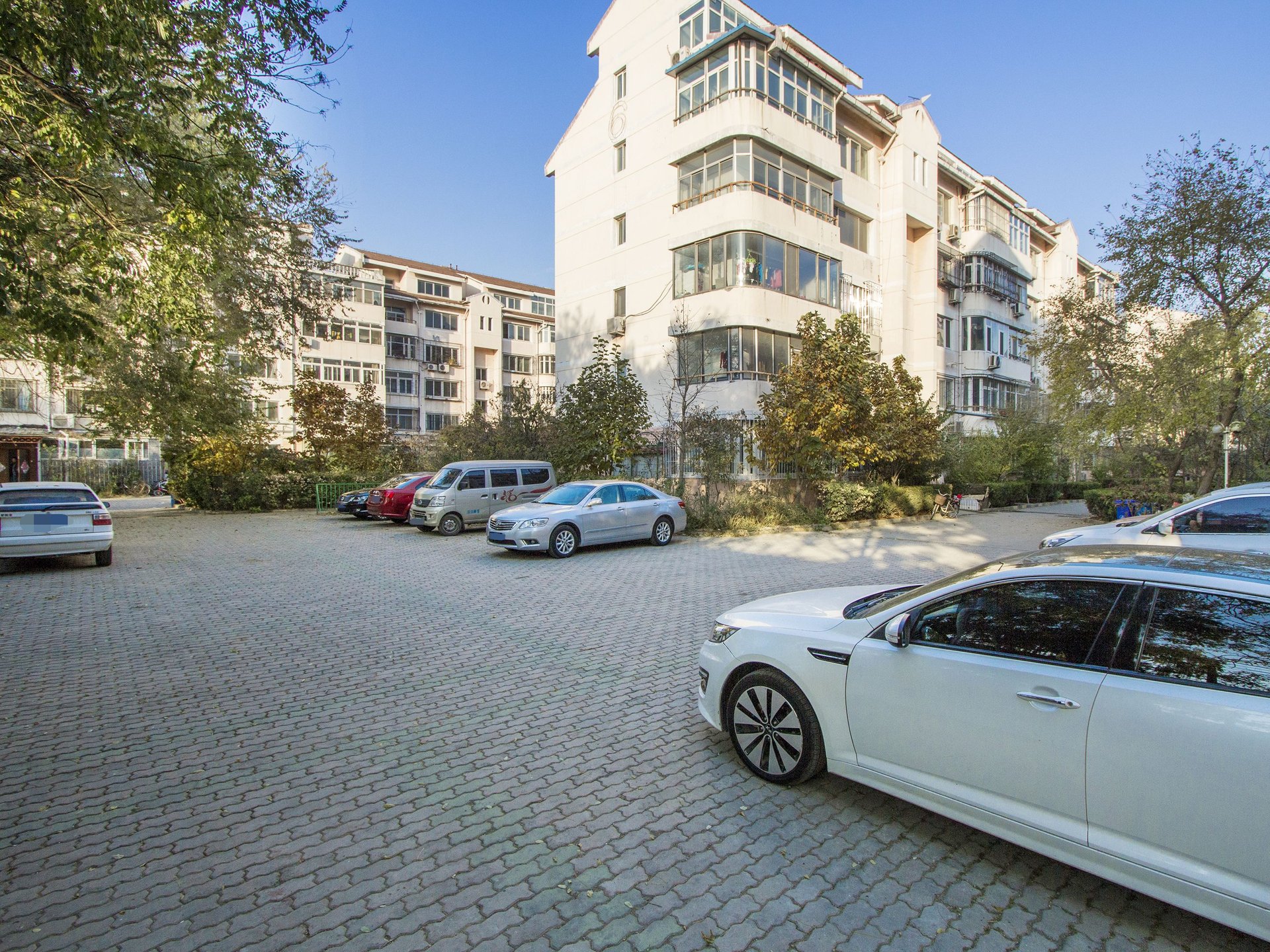 蓬莱公寓东区 - Beijing property leasing for expats