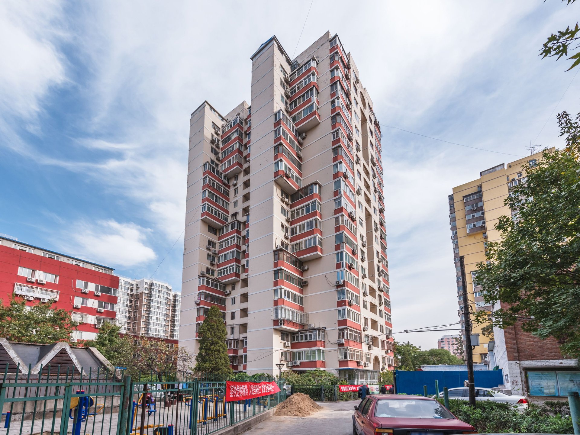 乔建里 - Beijing property leasing for expats