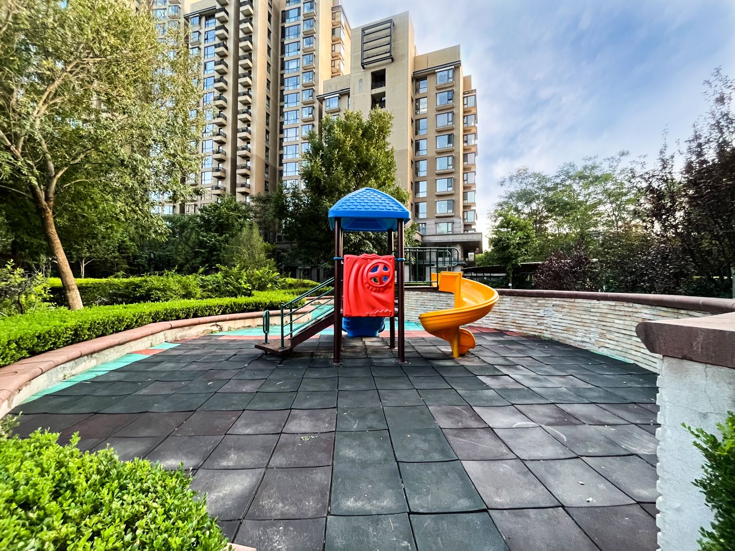 世茂奥临花园 - Beijing property leasing for expats