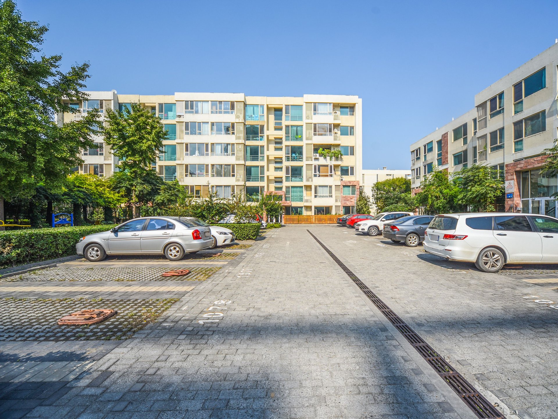 万象新天一区 - Beijing property leasing for expats