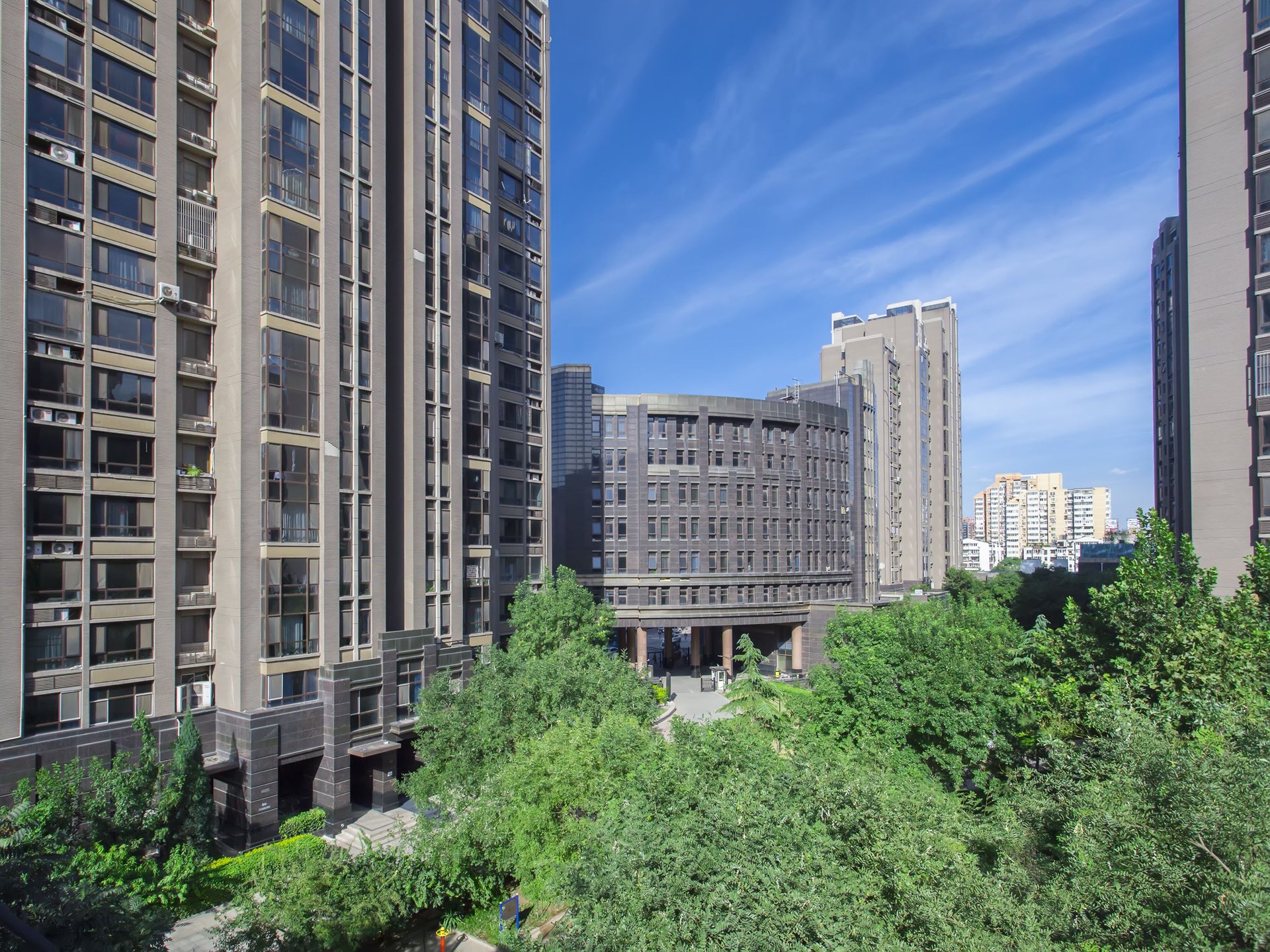 Wilshire Boulevard - beijing expat housing photo 2