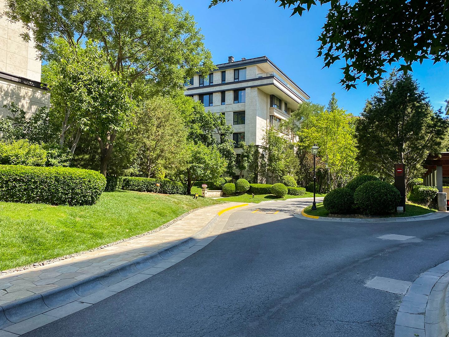 西山壹号院南区 - Beijing property leasing for expats