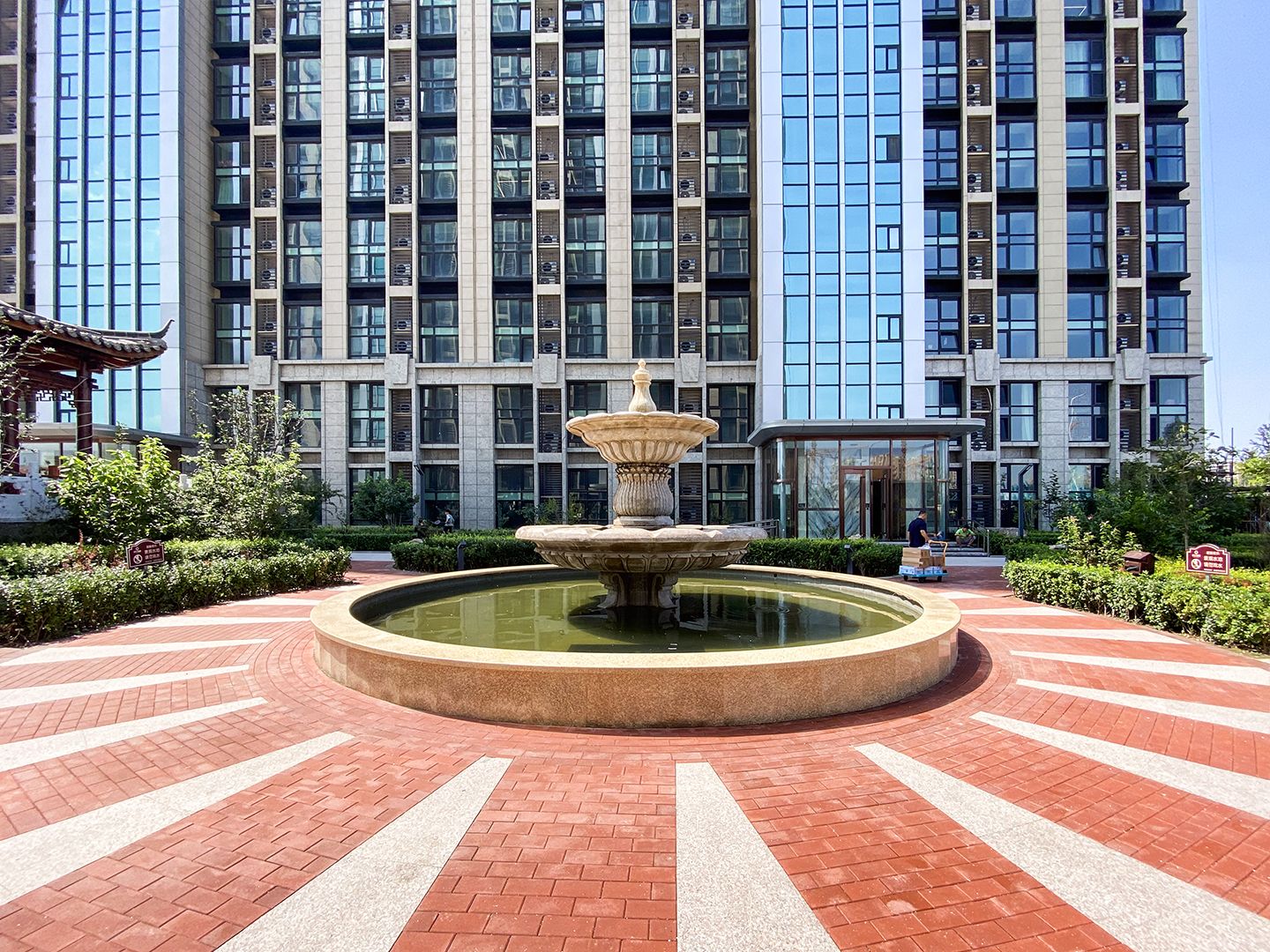 银河中心 - Beijing property leasing for expats