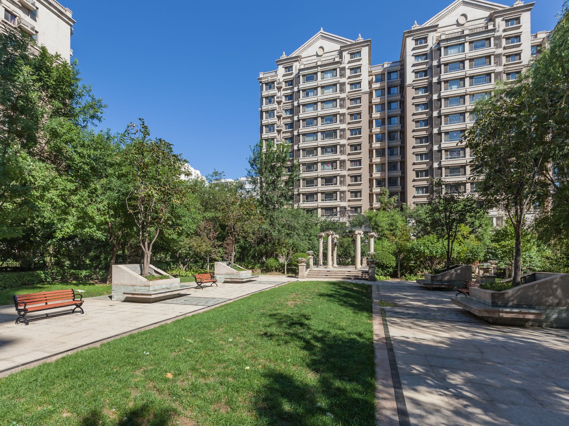 远洋万和城B区 - Beijing property leasing for expats