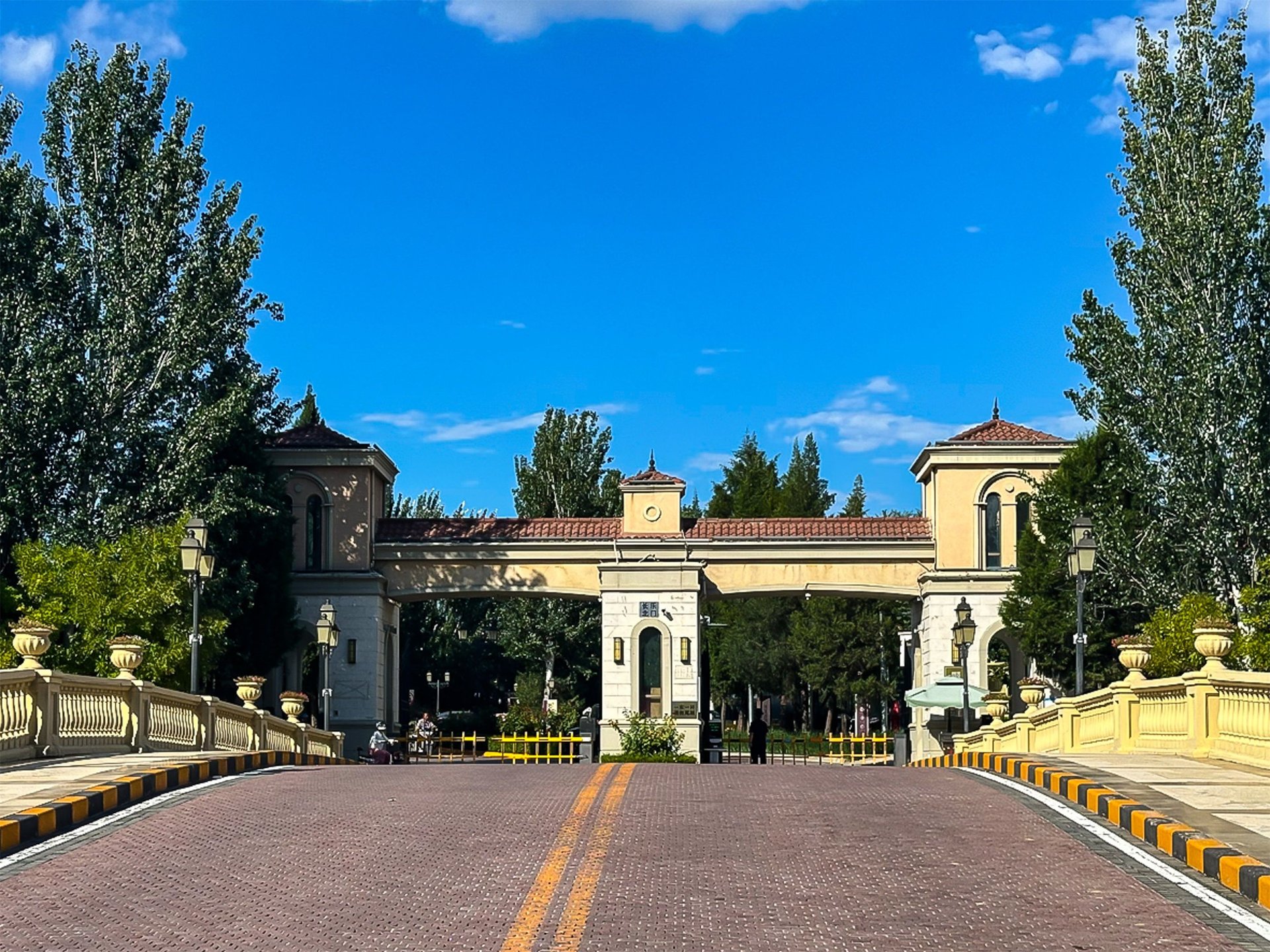 誉天下二期 - Beijing property leasing for expats