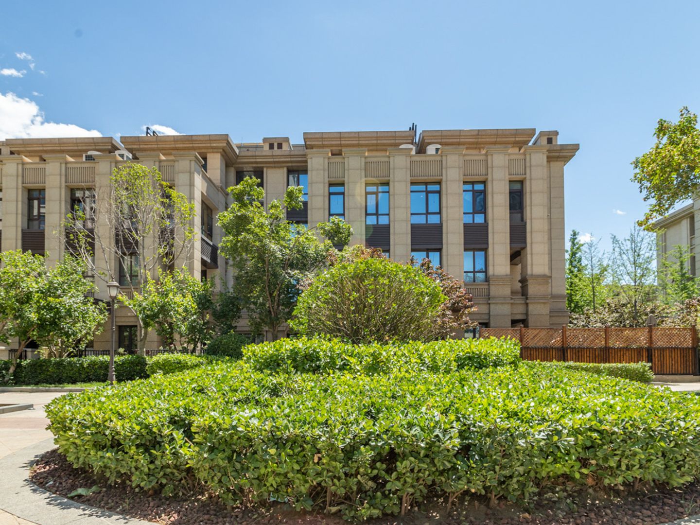 中海墅 - Beijing property leasing for expats