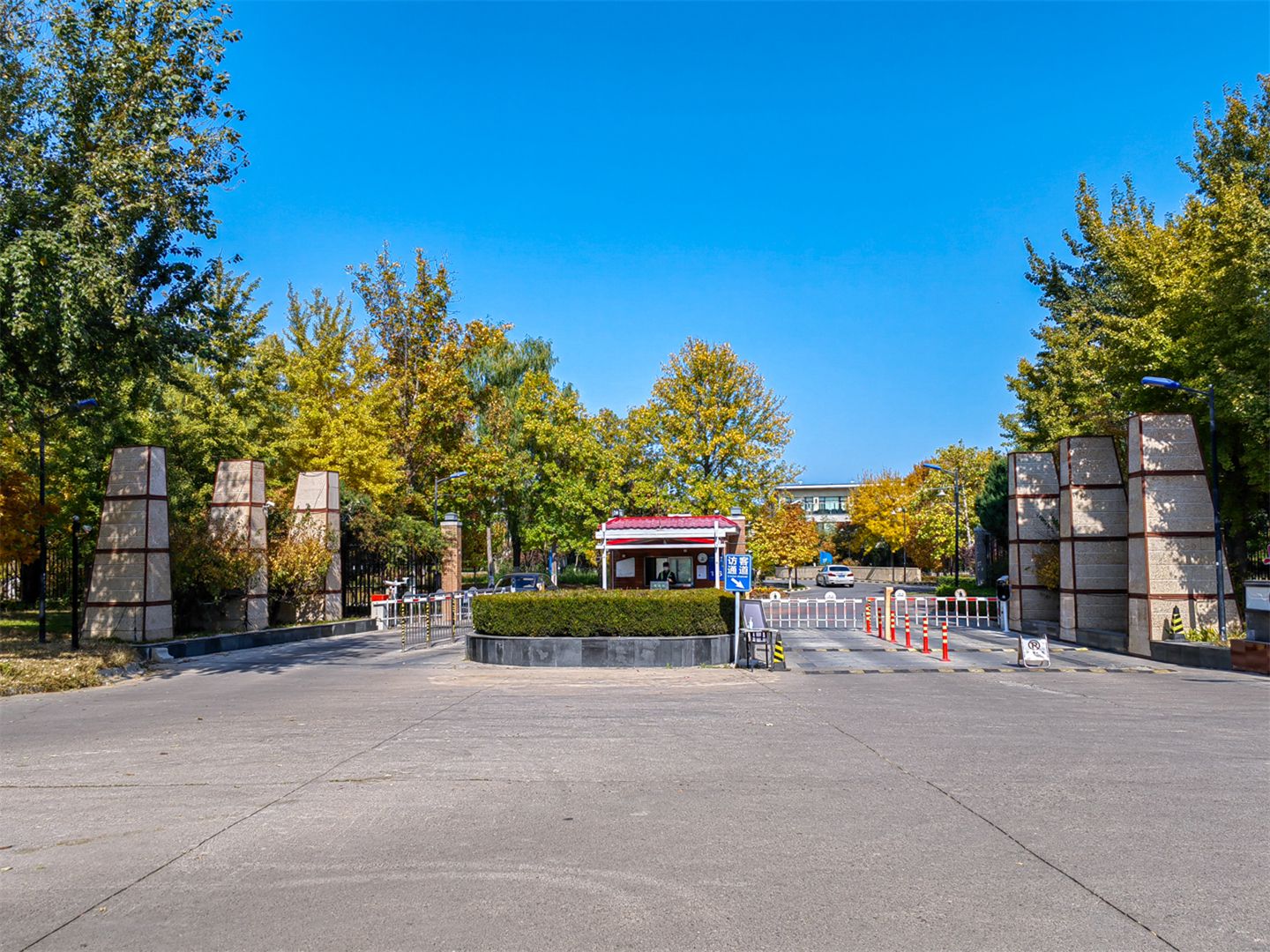 卓锦万代 - Beijing property leasing for expats