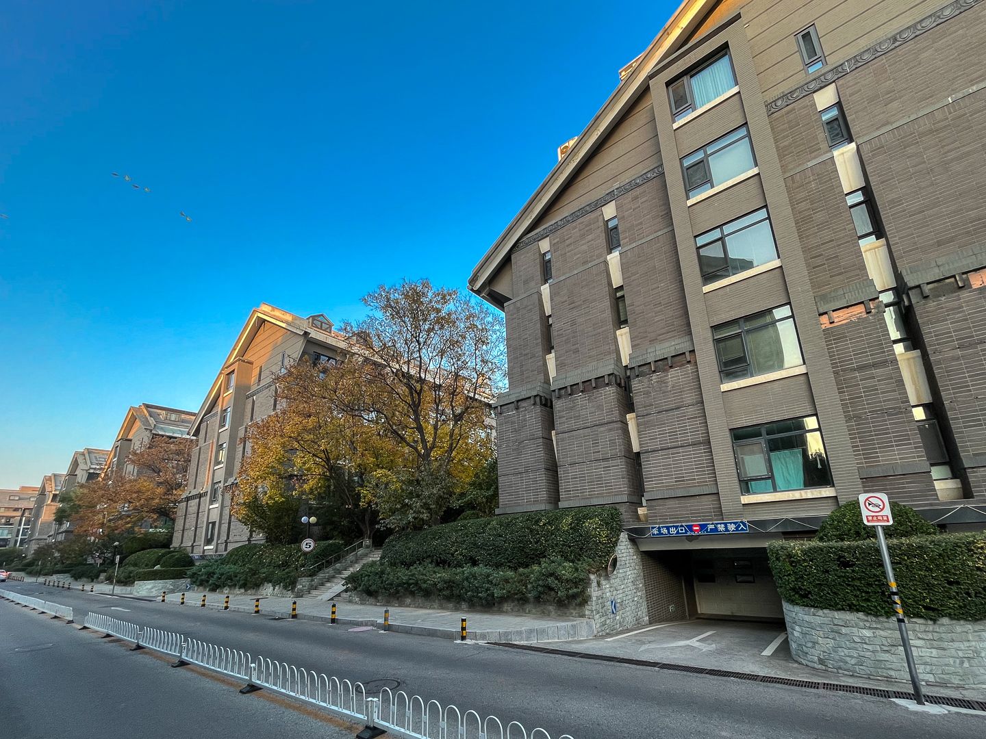 朱雀门 - Beijing property leasing for expats